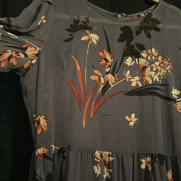 Ilenia m. Large dress with slit - Picture 3 of 9